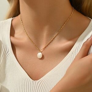 Sofia Gold White Pearl Necklace